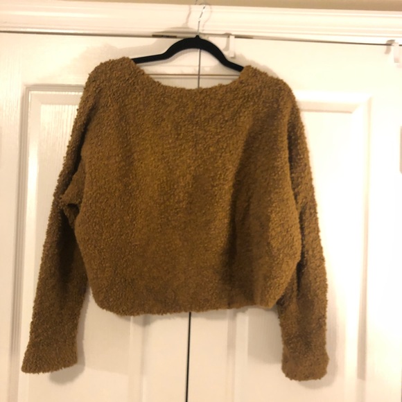 Free People Brown Fuzzy Cropped V Neck Pullover Sweater - Like New! - Picture 4 of 5